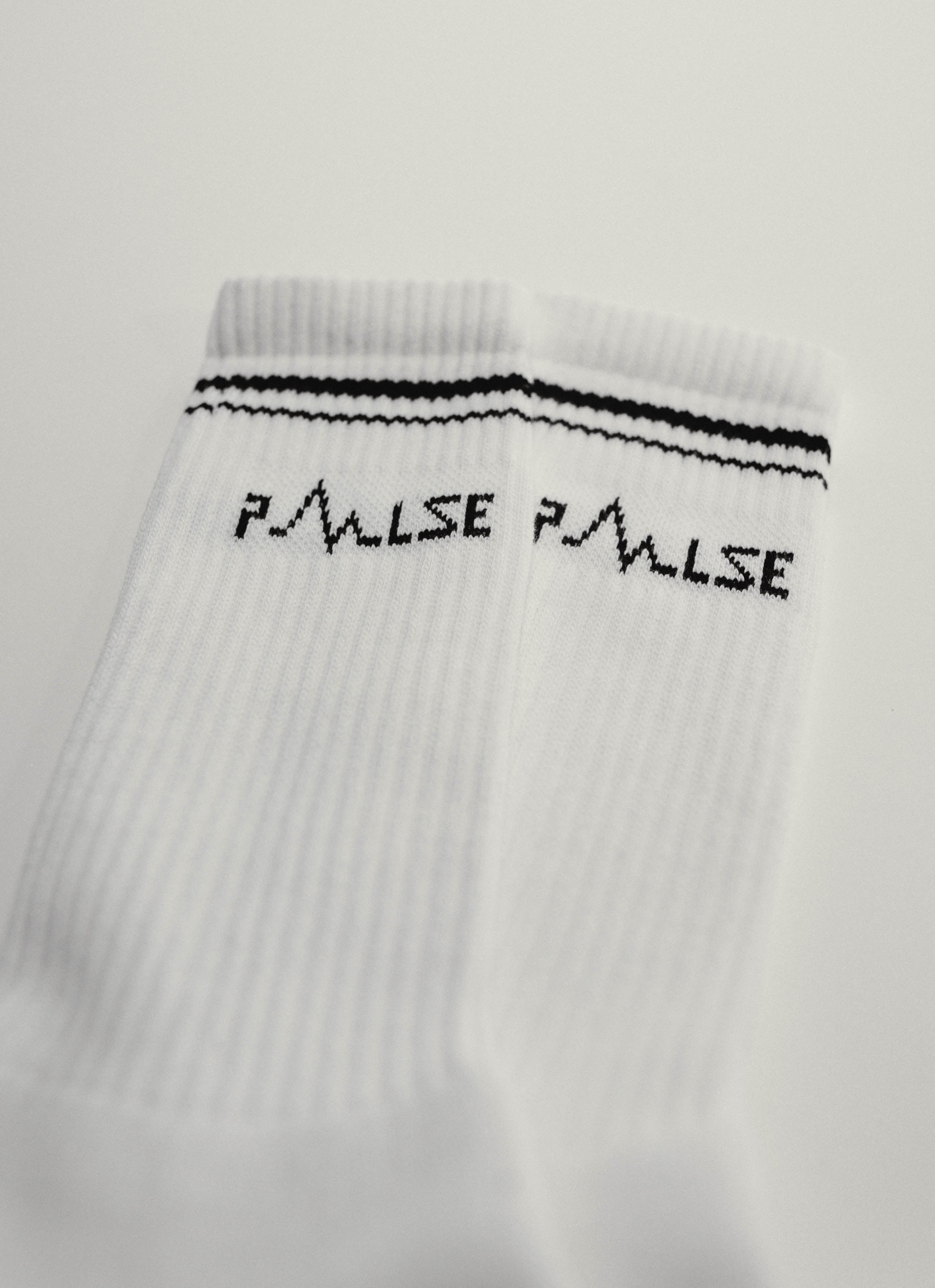 Pulse Classic Crew — White