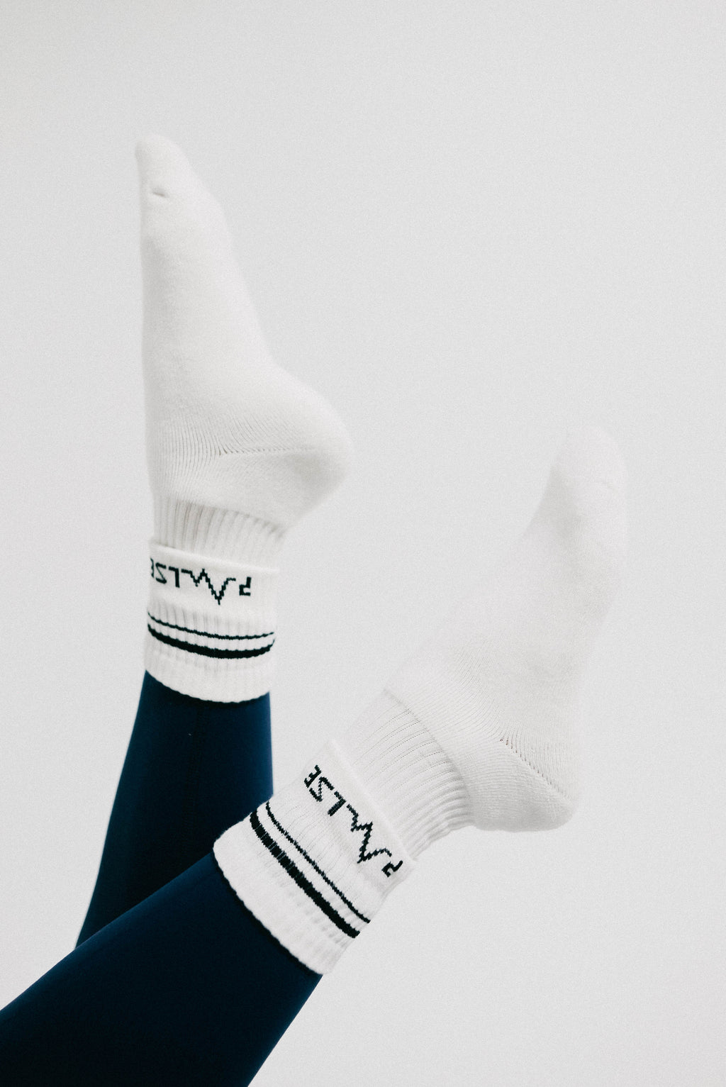 Pulse Classic Crew — White